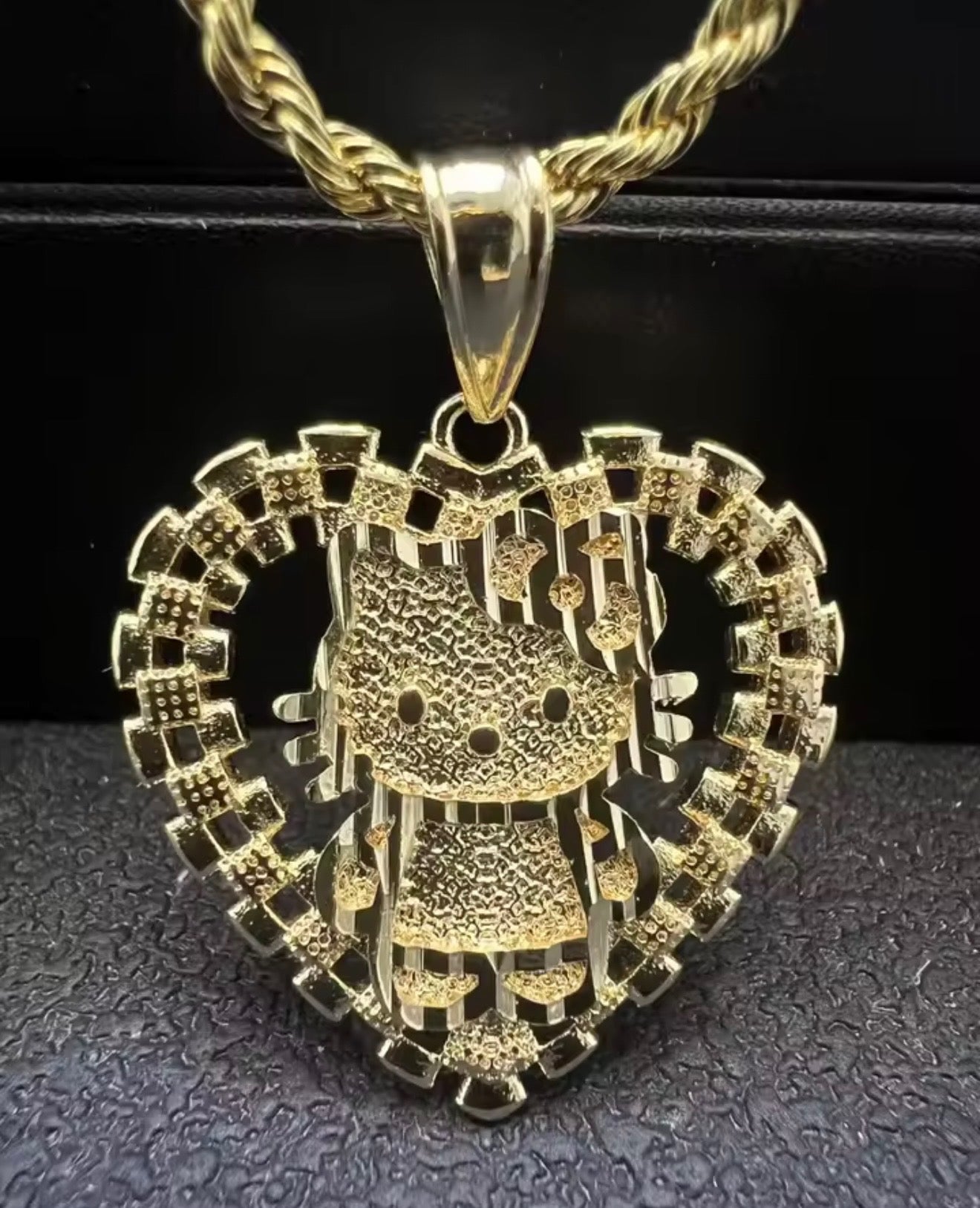 HK Heart Rope Chain Necklace